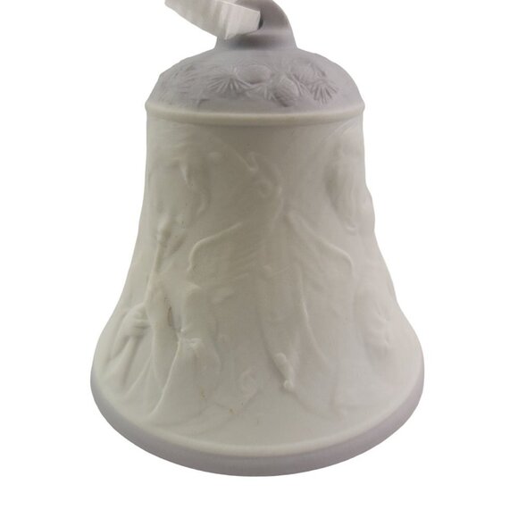 Vintage 1999 Lladro Hand Made Porcelain Bell Music Recital Collectible – Spain - Picture 5 of 16